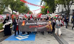 Uşak'ta Gazzeli anneler için eylem düzenlendi