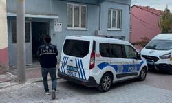 Uşak'ta oğlu tarafından bıçaklanan kadın hayatını kaybetti