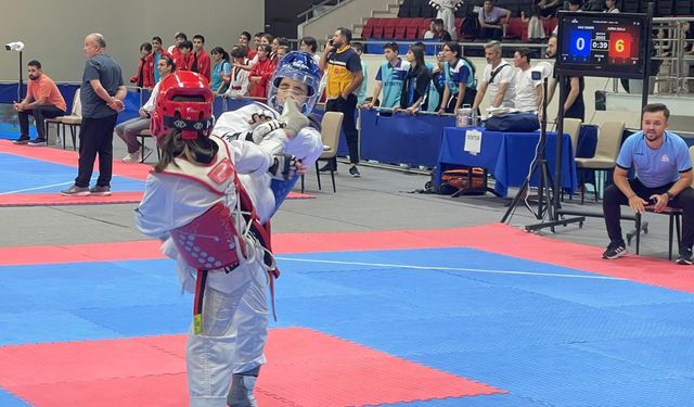 Uşak’ta düzenlenen Ege Bölgesi Yıldızlar Ligi Teakwondo Turnuvası sona erdi