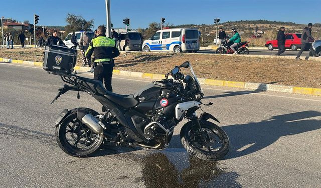 Uşak'ta Yunus ekipleri kaza yaptı: 2'si polis 4 yaralı