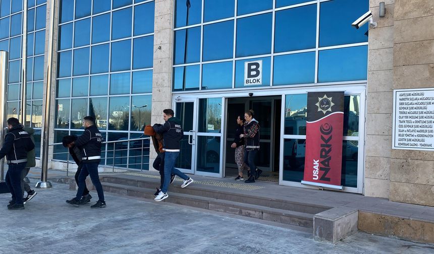 Uşak’taki uyuşturucu operasyonunda 10 kişi gözaltına alındı
