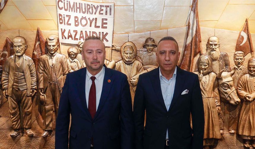 Muhammet Gür, Uşak Belediyesi'nde Başdanışman oldu