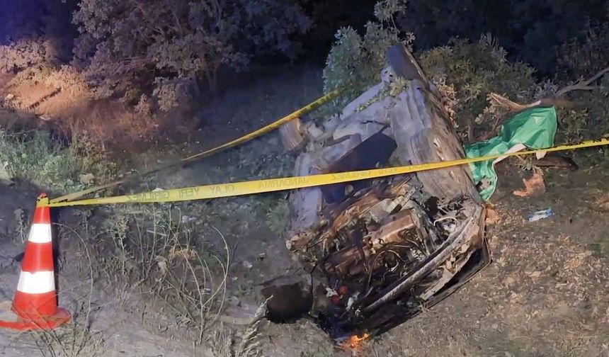 Uşak’ta kontrolden çıkan otomobildeki 1 kişi öldü