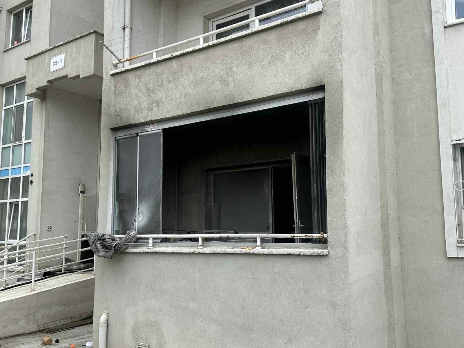 20250510Aw451816 10
